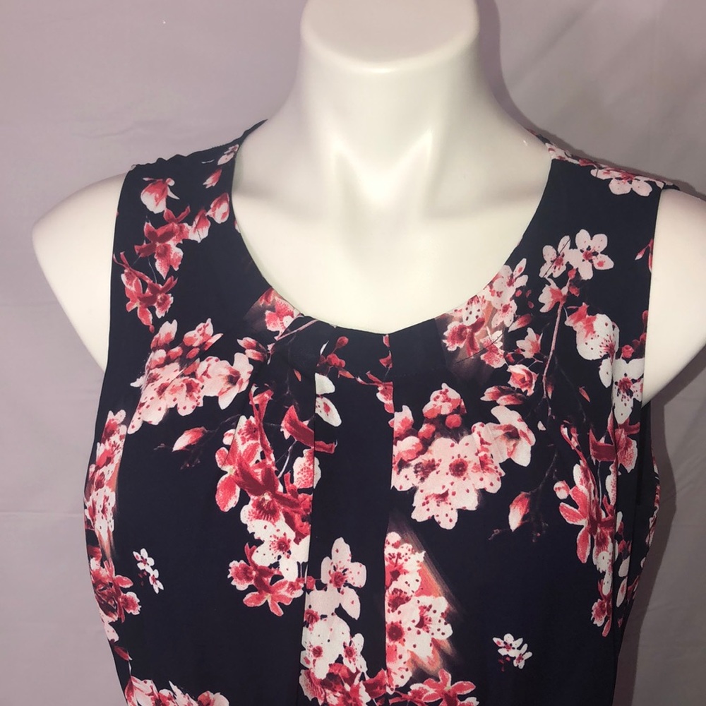 ELLE DRESS! - Picture 4 of 10